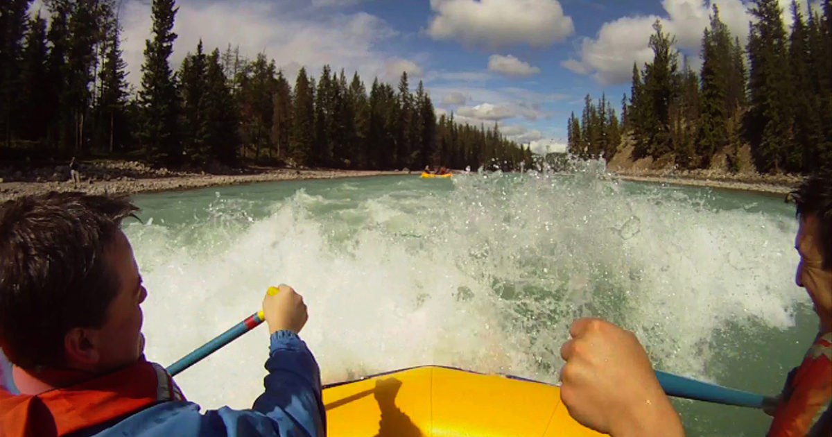 Whitewater Rafting in Jasper Alberta | Mount Robson Inn