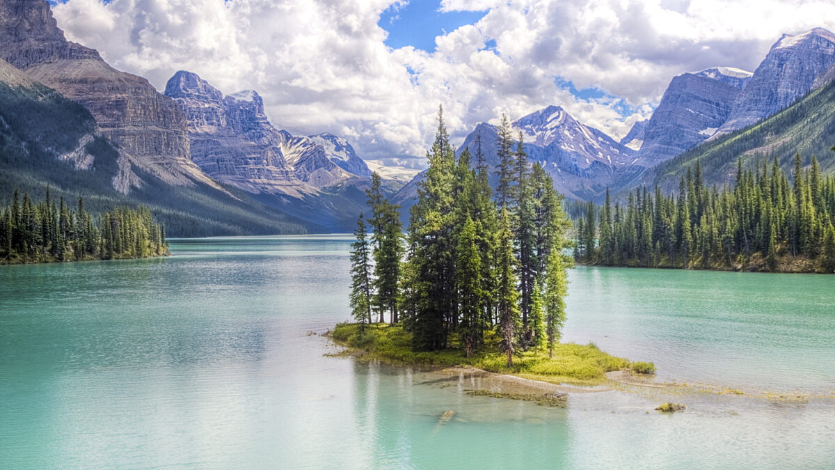 Maligne-Lake