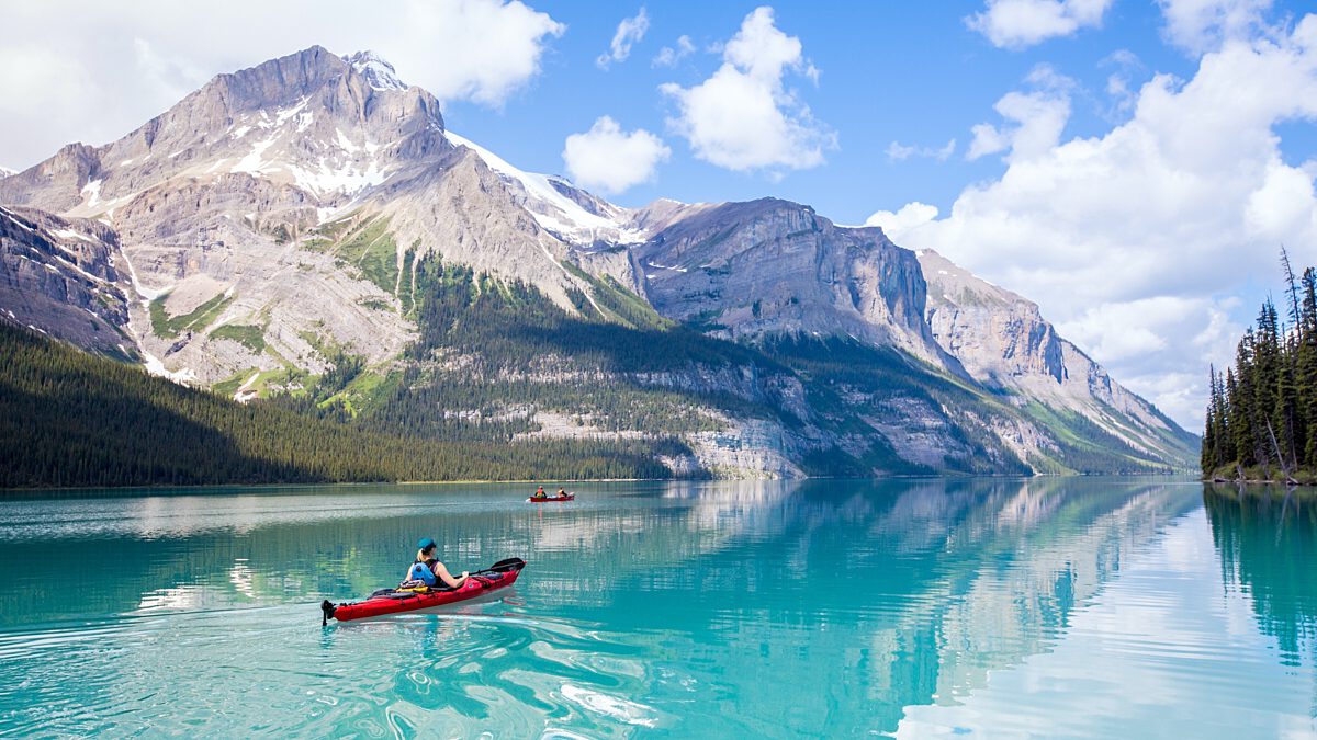 Parks Canada-Kayakon Maligne Lake-Ryan Bray-CR